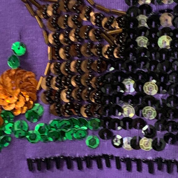 Women's Halloween T-Shirt LARGE Purple Haunted House Beaded Sequins Long Sleeve - Picture 7 of 16